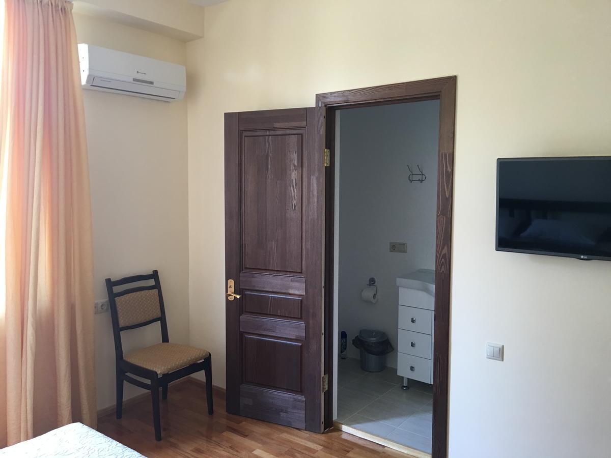 Киараз Старт Hotel Pizunda Bagian luar foto