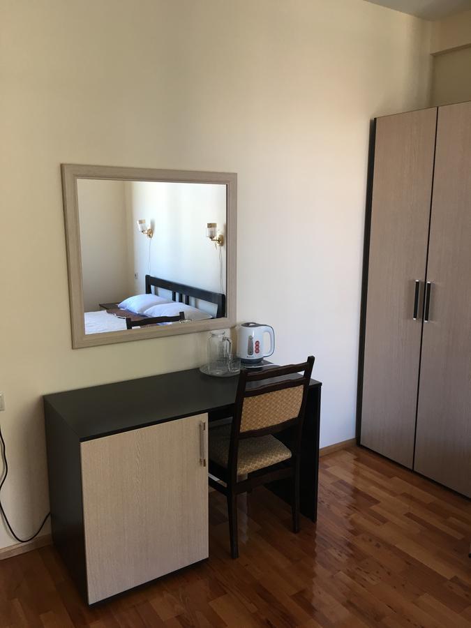 Киараз Старт Hotel Pizunda Bagian luar foto