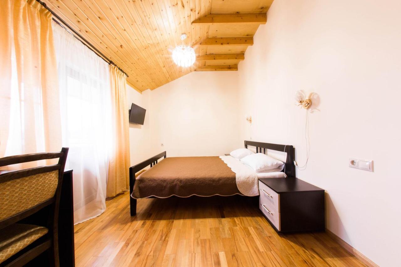 Киараз Старт Hotel Pizunda Bagian luar foto