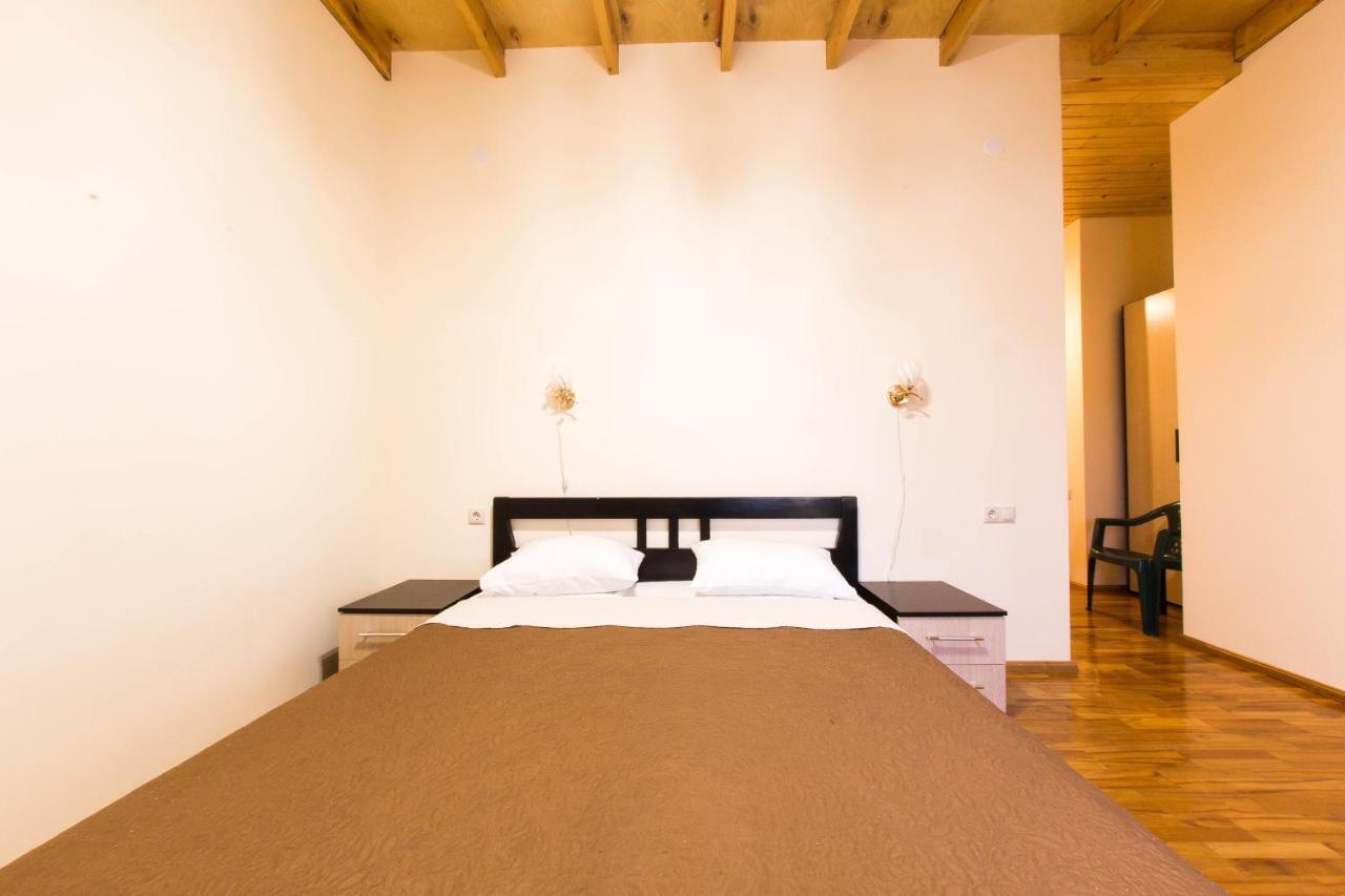 Киараз Старт Hotel Pizunda Bagian luar foto