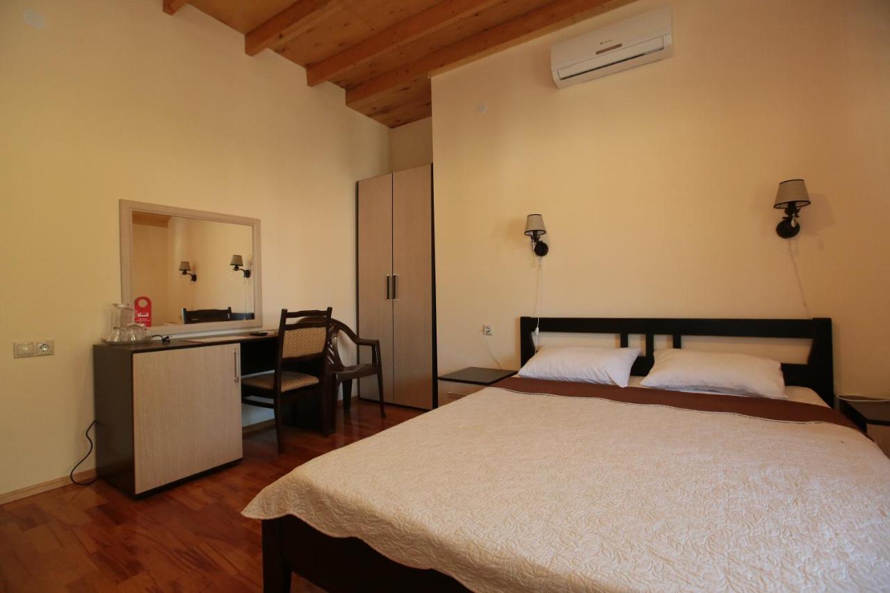 Киараз Старт Hotel Pizunda Bagian luar foto